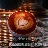 壓紋郁金香咖啡拉花、心型作品