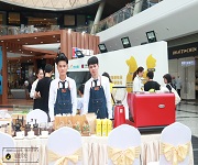 咖啡師培訓(xùn)_碧桂園濱海天際咖啡師學員實踐