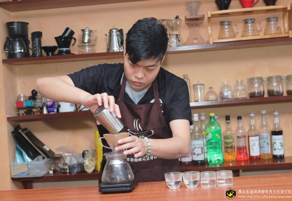 佛山展翅學(xué)院已進(jìn)行全面消毒,請到校參觀