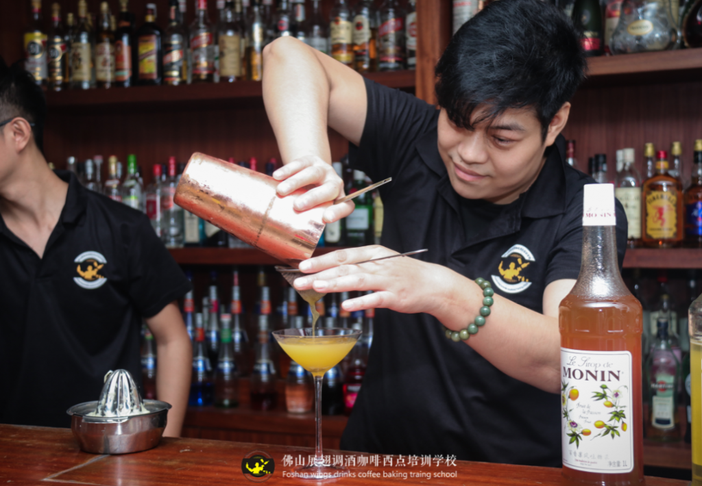 調(diào)酒師如何讓身邊人了解飲酒文化?